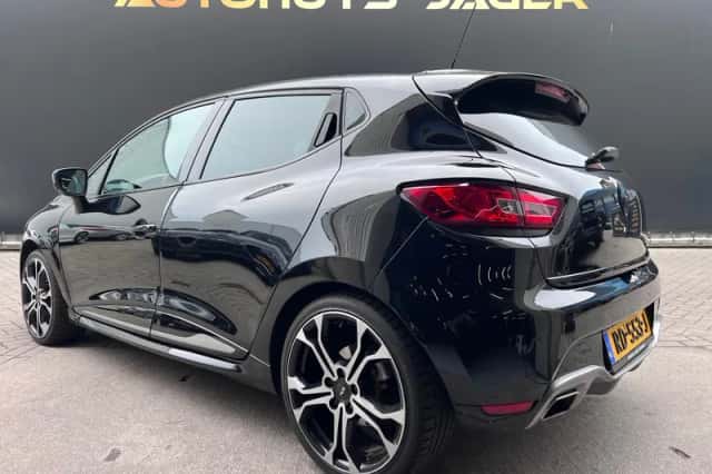 Renault Clio (2015) thumbnail 4