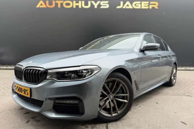 BMW 5-Serie (2019) thumbnail 1