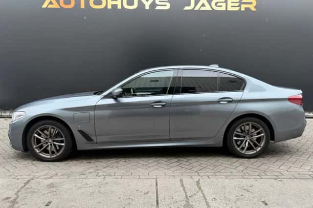BMW 5-Serie (2019) thumbnail 4