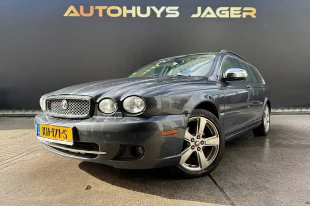 Jaguar X-Type (2008) thumbnail 1