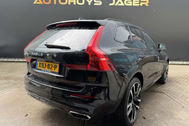 Volvo XC60 (2021) thumbnail 6