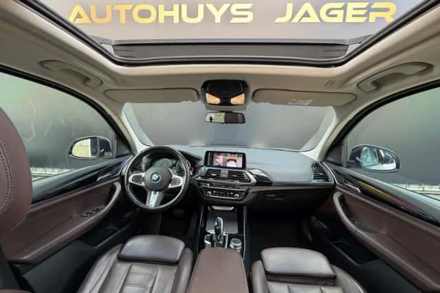 BMW X3 (2019) thumbnail 3