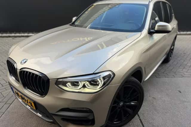 BMW X3 (2019) thumbnail 4