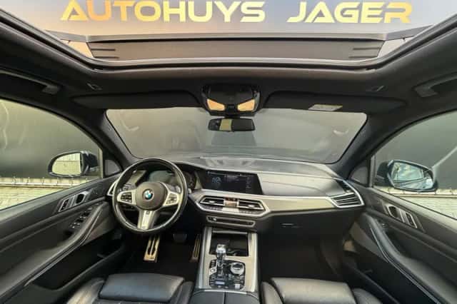 BMW X5 (2021) thumbnail 3