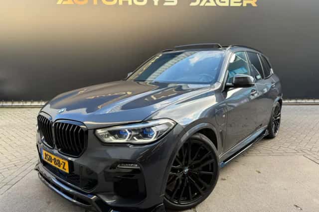 BMW X5 (2021) thumbnail 4