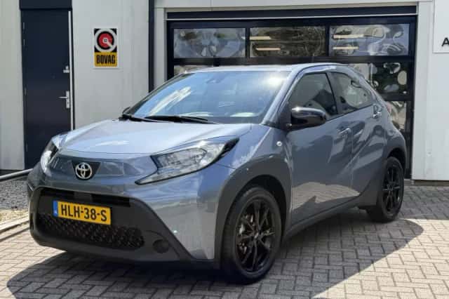 Toyota Aygo (2025) thumbnail 1
