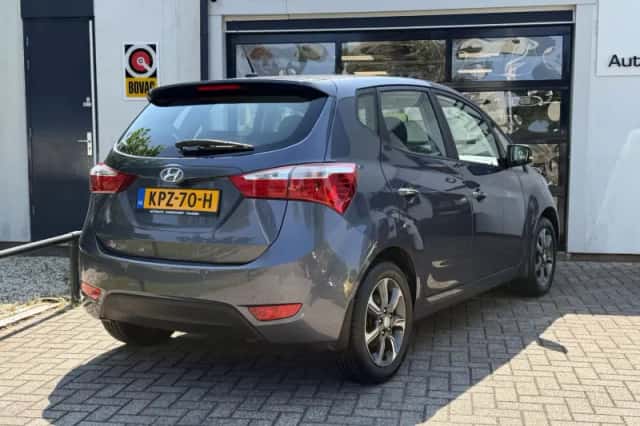 Hyundai ix20 (2019) thumbnail 2