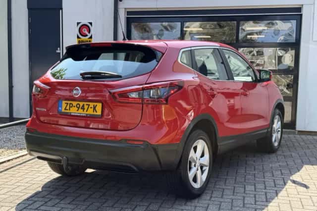 Nissan Qashqai (2019) thumbnail 2