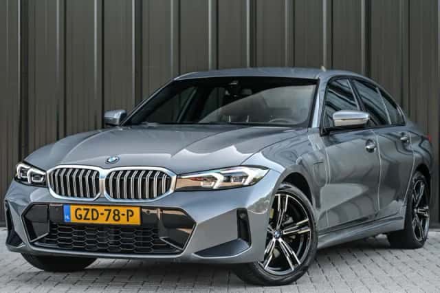 BMW 3-Serie (2025) thumbnail 1