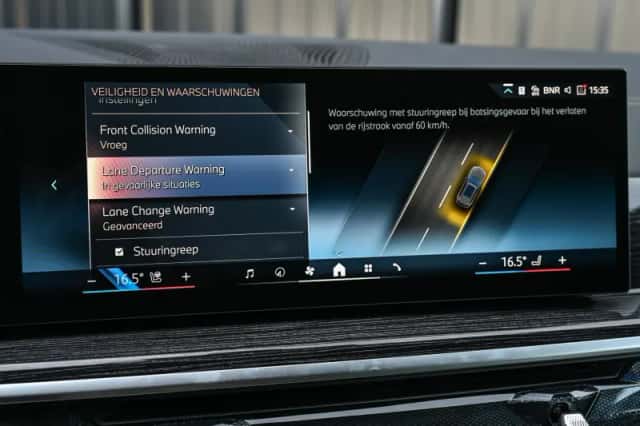 BMW X5 (2026) thumbnail 25
