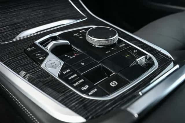 BMW X5 (2026) thumbnail 43
