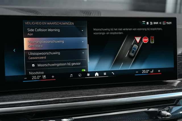 BMW X5 (2026) thumbnail 26