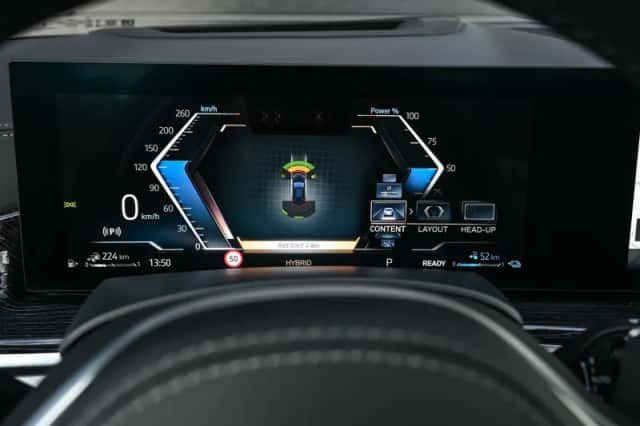 BMW X5 (2026) thumbnail 55