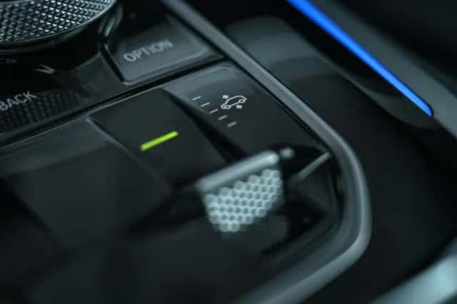 BMW X5 (2025) thumbnail 6