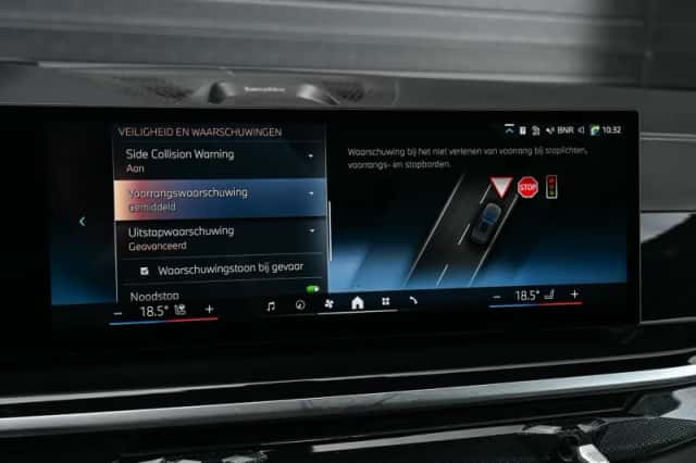BMW X5 (2024) thumbnail 5