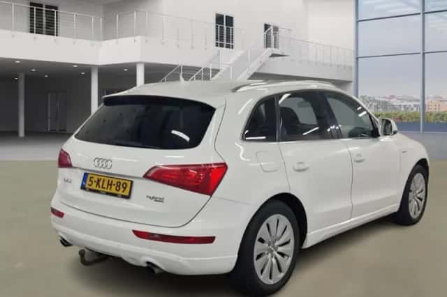 Audi Q5 (2012) thumbnail 3