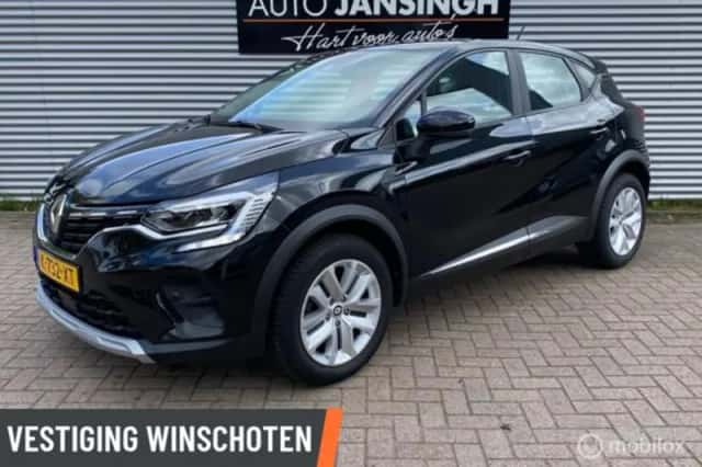 Renault Captur (2021) thumbnail 1
