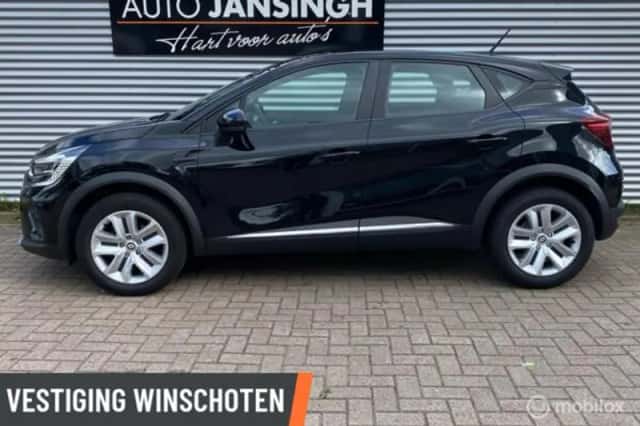 Renault Captur (2021) thumbnail 2