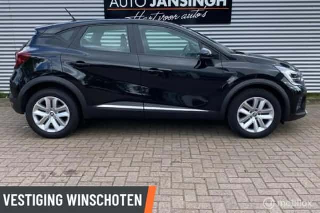 Renault Captur (2021) thumbnail 4
