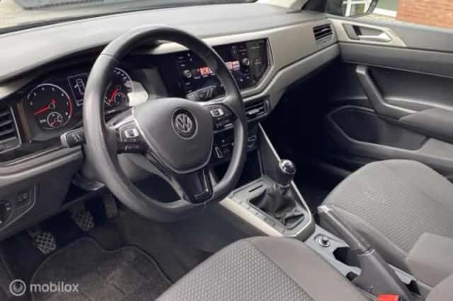 Volkswagen Polo (2020) thumbnail 6