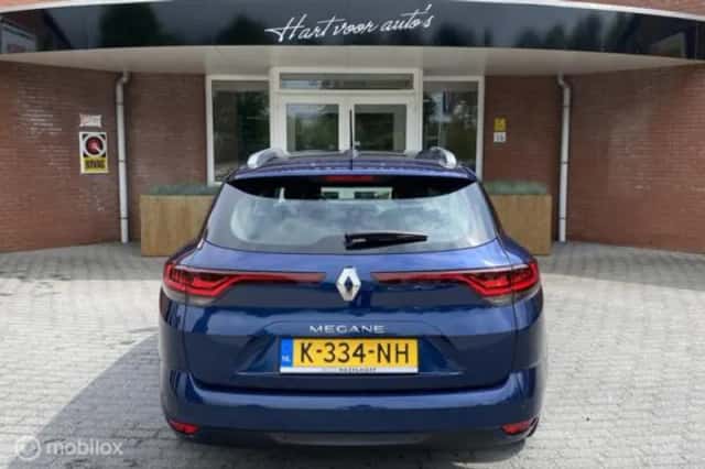 Renault Mégane (2021) thumbnail 3