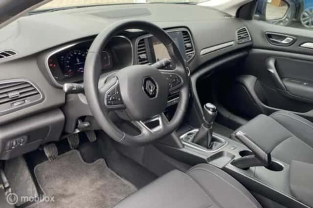 Renault Mégane (2021) thumbnail 6