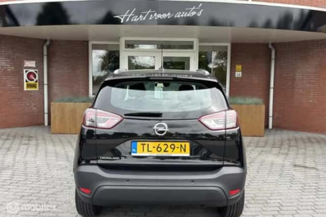 Opel Crossland (2018) thumbnail 3