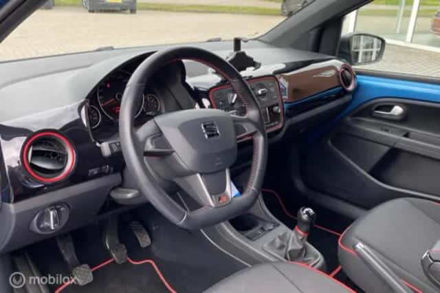 SEAT Mii (2018) thumbnail 6