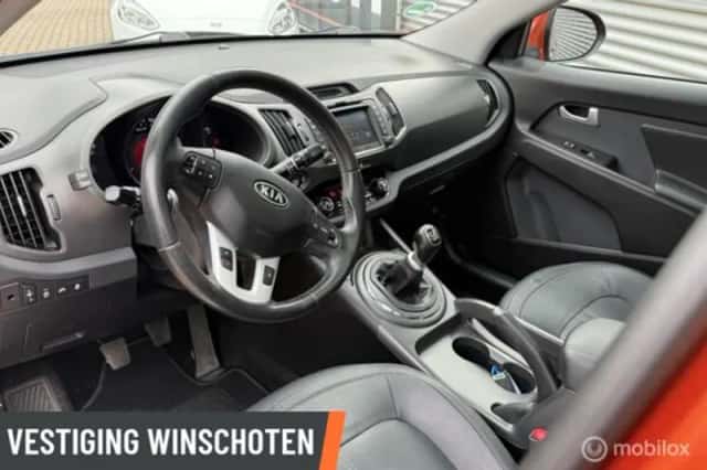 Kia Sportage (2012) thumbnail 6