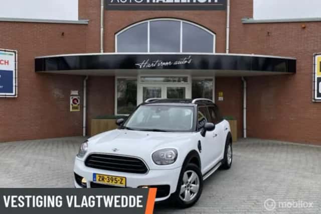 MINI Countryman (2019) thumbnail 1