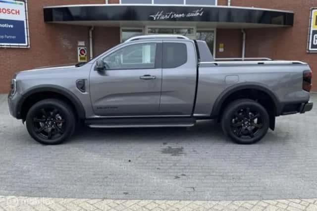 Ford Ranger (2024) thumbnail 2