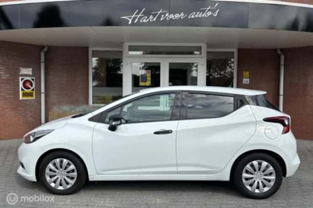 Nissan Micra (2017) thumbnail 2