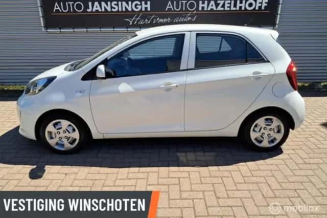 Kia Picanto (2016) thumbnail 2