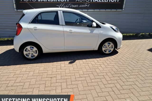 Kia Picanto (2016) thumbnail 4