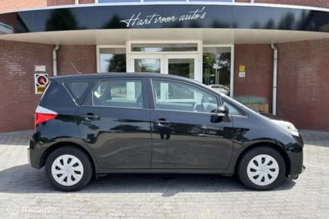 Toyota Verso (2012) thumbnail 4