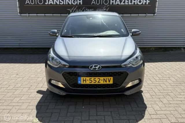 Hyundai i20 (2018) thumbnail 5