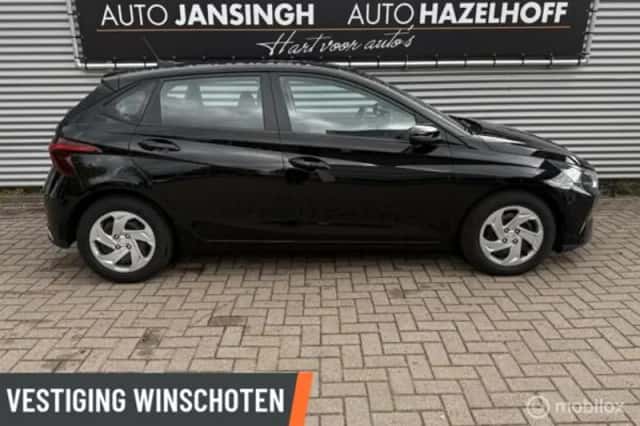 Hyundai i20 (2021) thumbnail 4