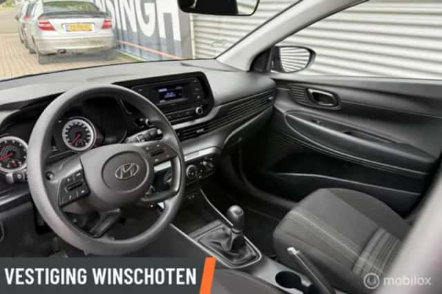 Hyundai i20 (2021) thumbnail 6