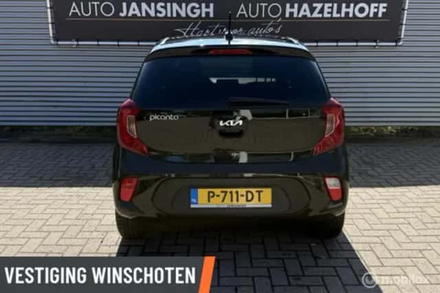 Kia Picanto (2022) thumbnail 3