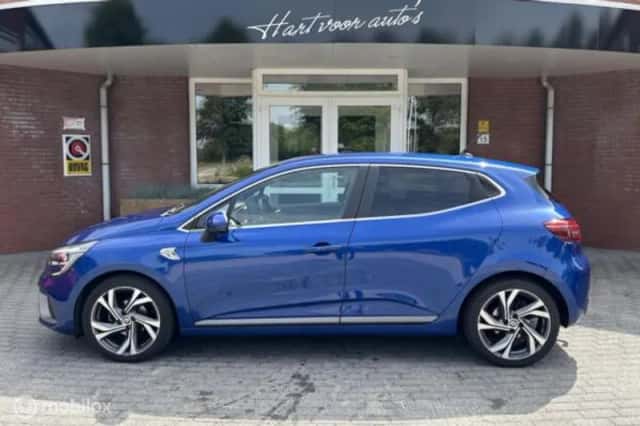 Renault Clio (2019) thumbnail 2