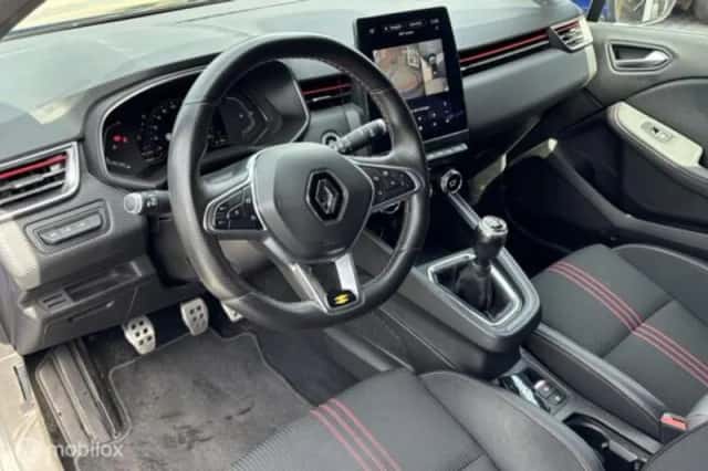 Renault Clio (2019) thumbnail 6