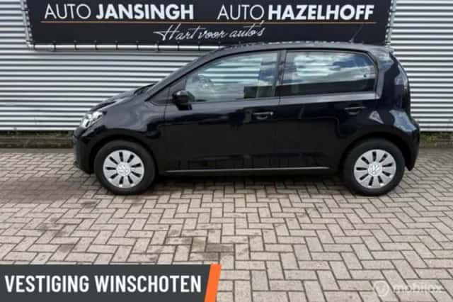 Volkswagen Up! (2020) thumbnail 2