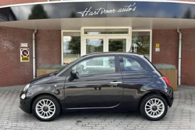 Fiat 500 (2017) thumbnail 2