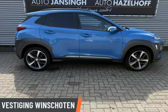 Hyundai Kona (2018) thumbnail 4