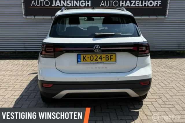 Volkswagen T-Cross (2020) thumbnail 3
