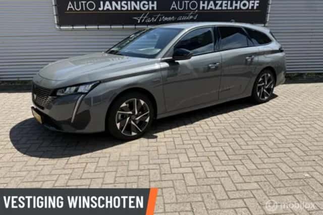 Peugeot 308 (2024) thumbnail 1