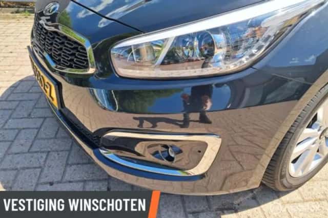 Kia Cee'd (2016) thumbnail 5