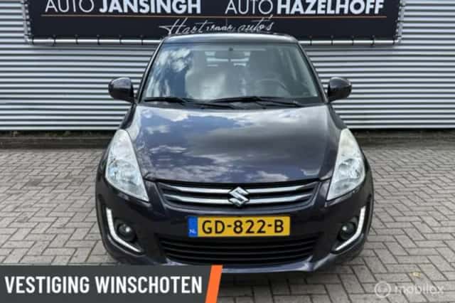 Suzuki Swift (2015) thumbnail 5