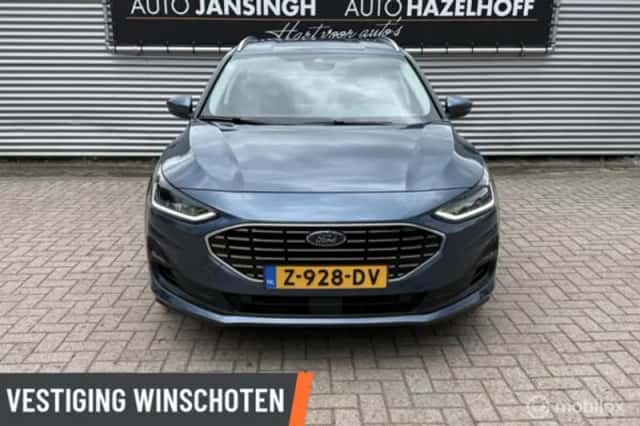 Ford Focus (2024) thumbnail 5