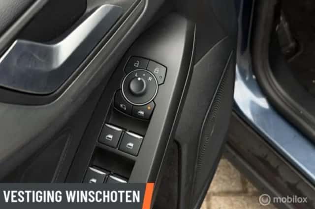 Ford Focus (2024) thumbnail 6